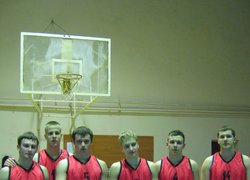 Команда факультету економіки і підприємництва